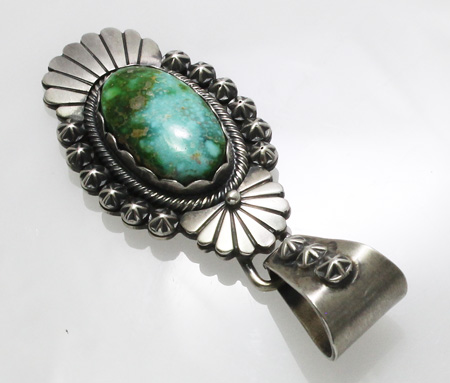 画像3: ナバホ族　Davin Benally　ソノランゴールドターコイズ　スタンプワーク　ペンダント